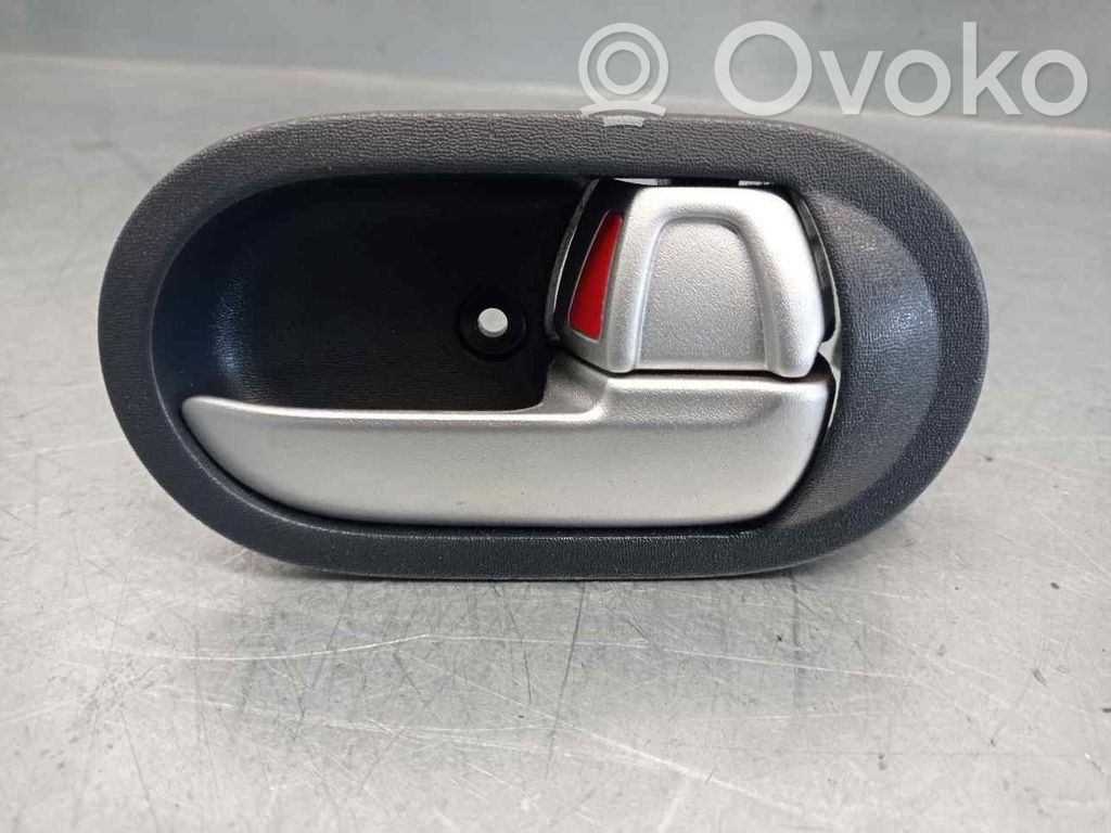 Mitsubishi Colt Iekšējais atvēršanas rokturītis 