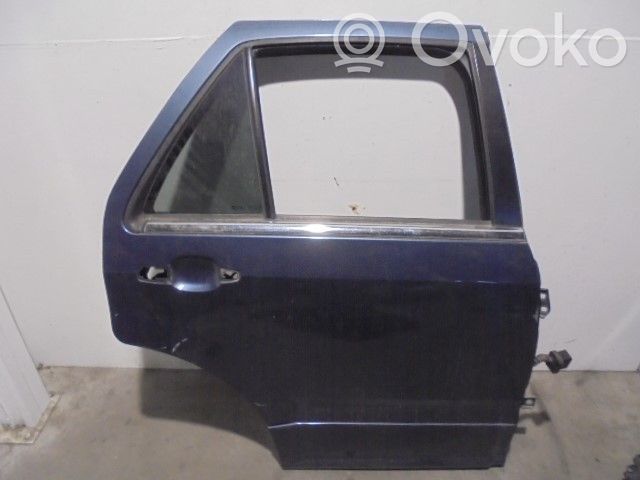 Cadillac SRX Rear door 