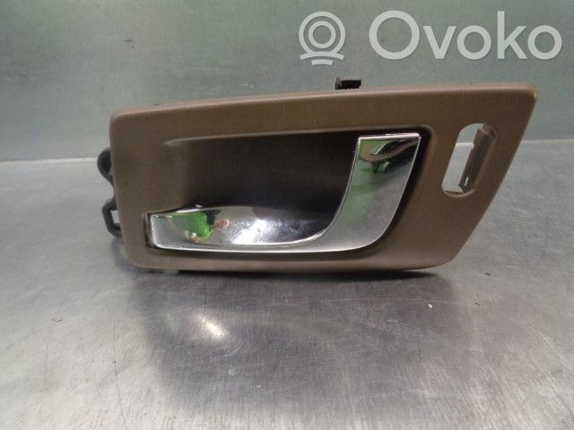 Cadillac SRX Front door interior handle 