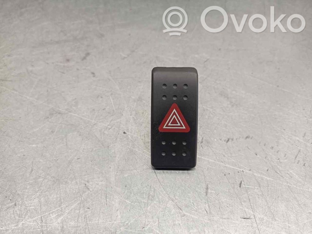 Suzuki Swift I Botón interruptor de luz de peligro 