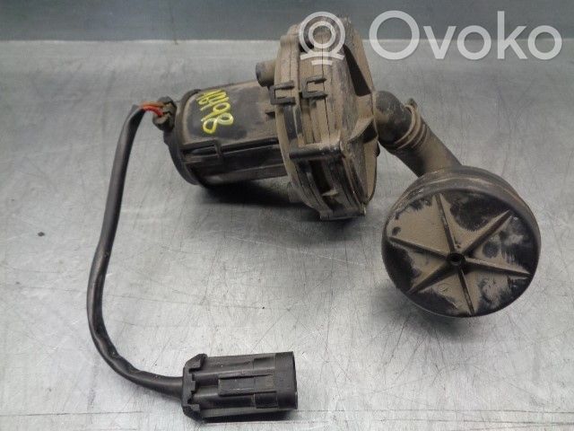Opel Astra F Ilmajousituksen kompressoripumppu 
