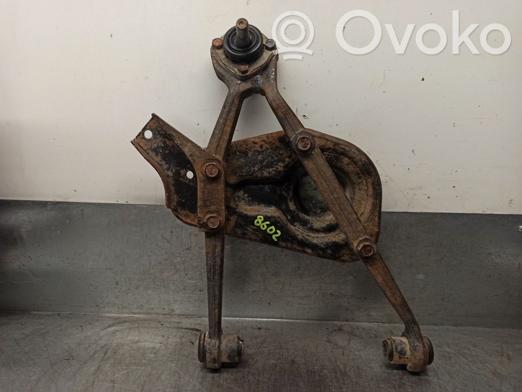 Lada Niva Triangle bras de suspension inférieur avant 