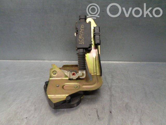 Citroen C8 Takaoven lukko 