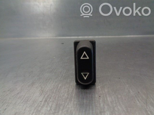 Peugeot 306 Electric window control switch 