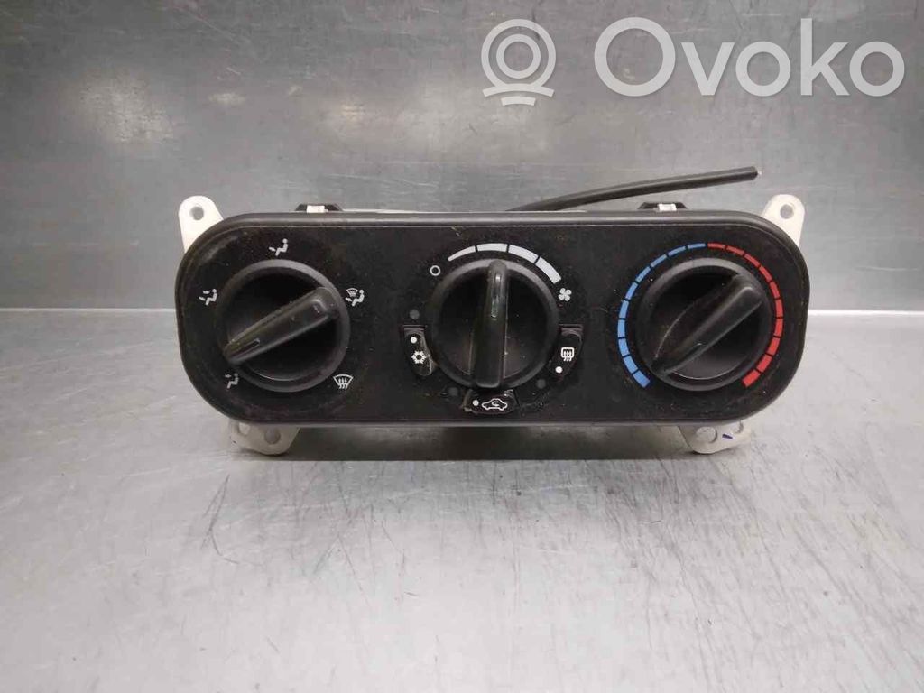 Jeep Compass Air conditioner control unit module 