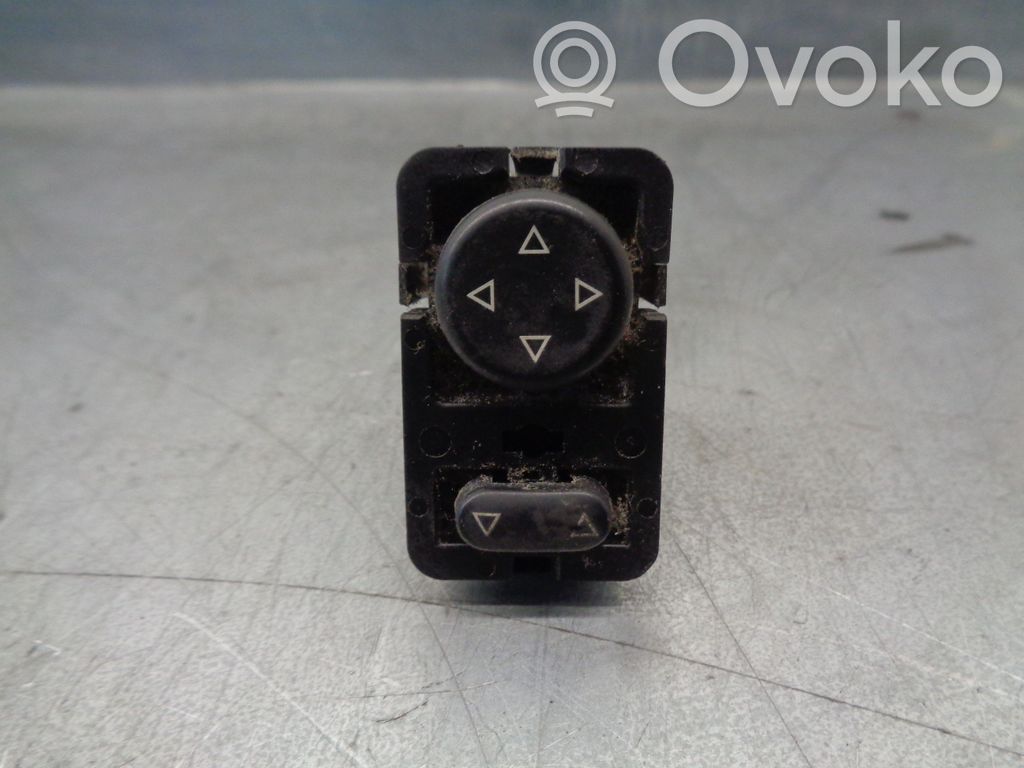 Peugeot 406 Interruptor del espejo lateral 