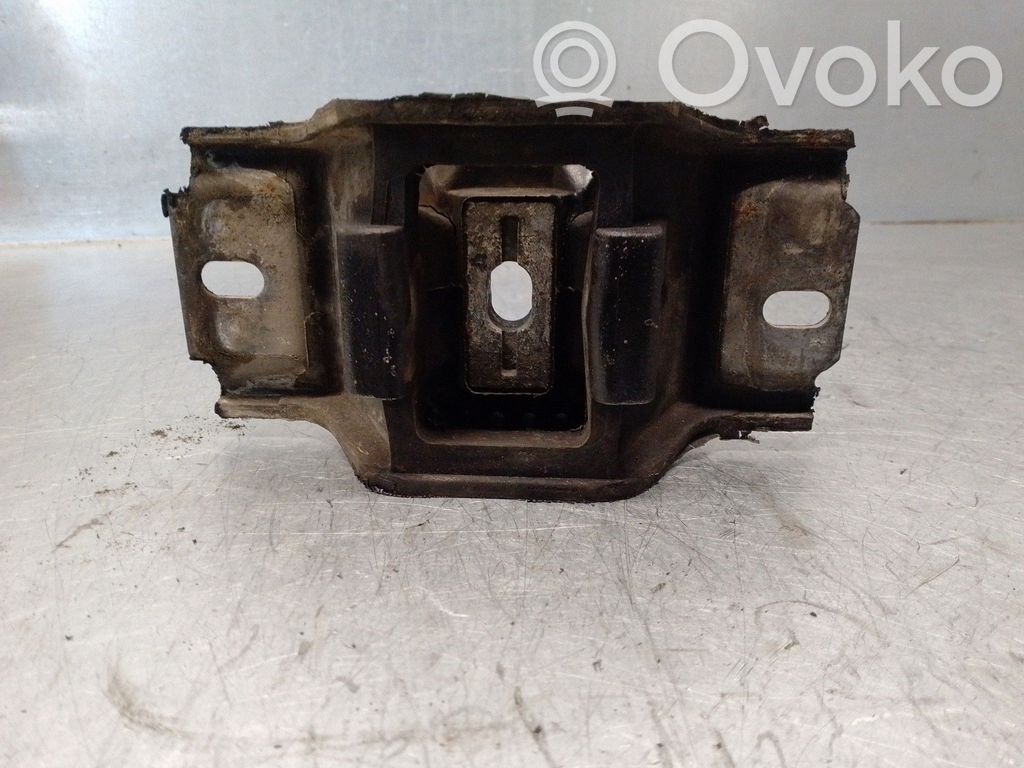 Ford Fiesta Engine mount bracket 