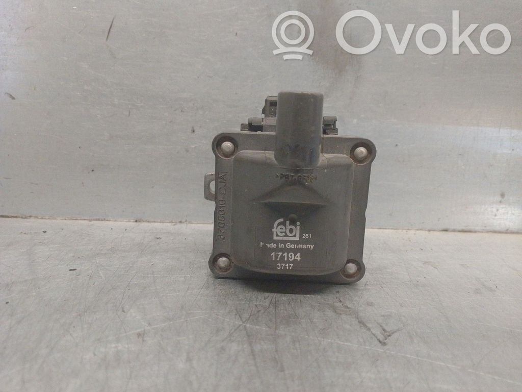 Toyota Corolla E110 Bobine d'allumage haute tension 