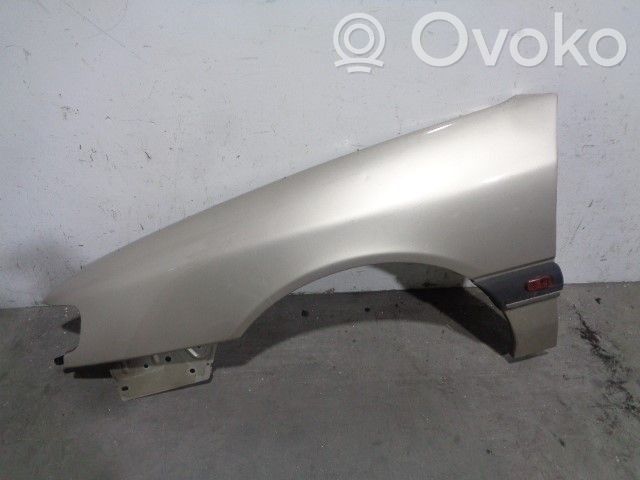 Renault Safrane Крыло 