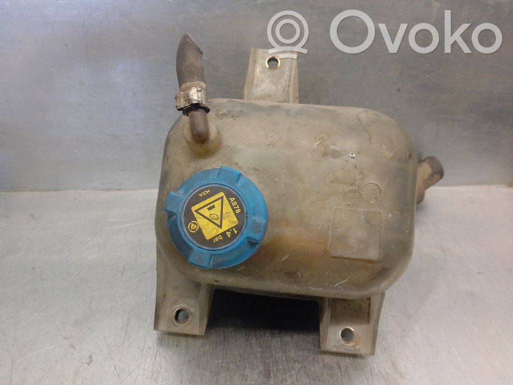 Fiat Doblo Vase d'expansion de carburant