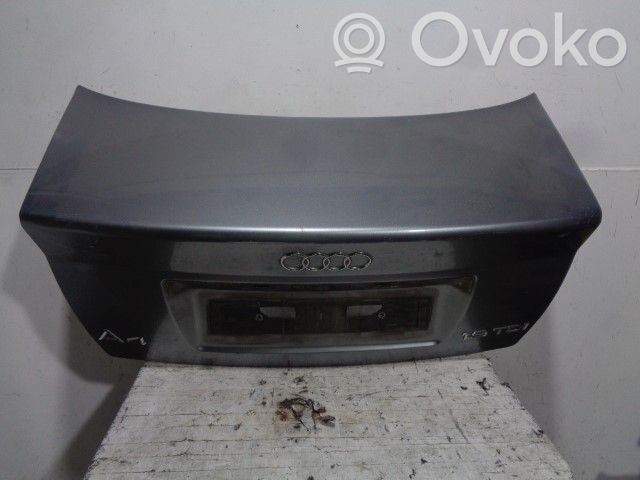 Tylna klapa bagażnika   8D5827023P,GRISOSCURO,4PUERTAS