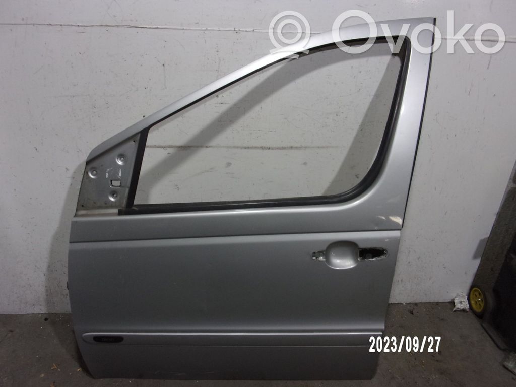 Mercedes-Benz Vaneo W414 Ușă față