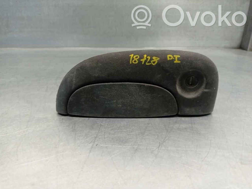 Nissan Kubistar Manecilla externa puerta delantera 