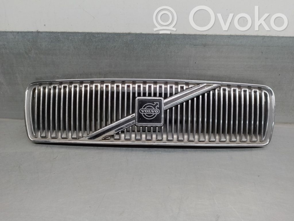 Volvo 460 Front grill 