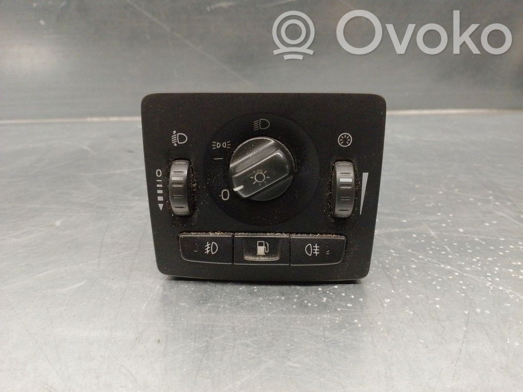 Interruptor de control del panel de luces   30739300