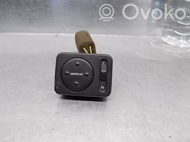Hyundai Santamo Interruptor del espejo lateral 