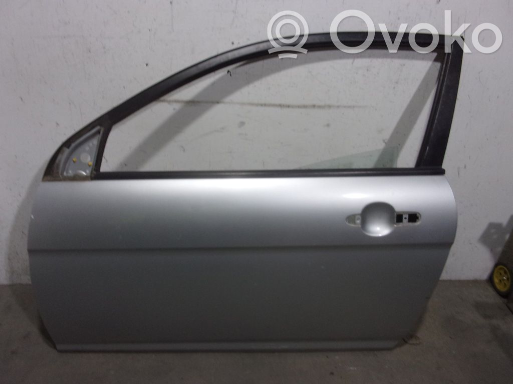 Hyundai Accent Puerta delantera 