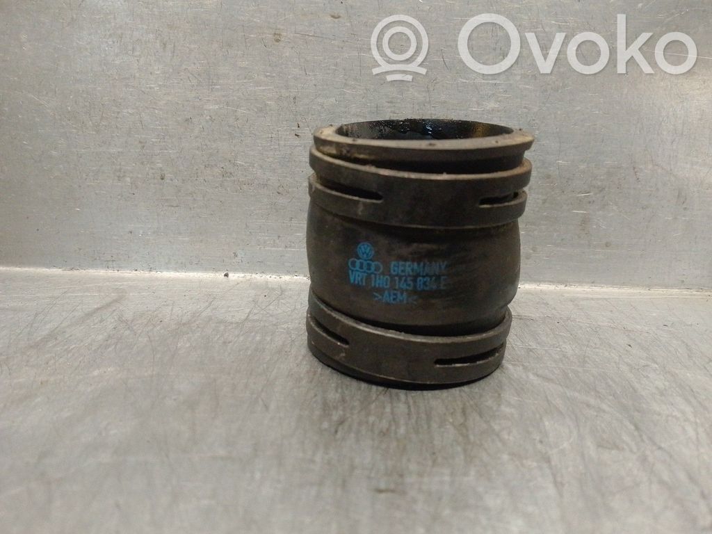 Audi A4 S4 B5 8D Conductă/furtun aer condiționat (A/C) 