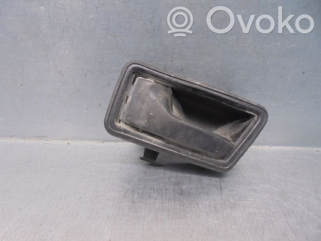 Volkswagen Polo II 86C 2F Maniglia interna per portiera anteriore 