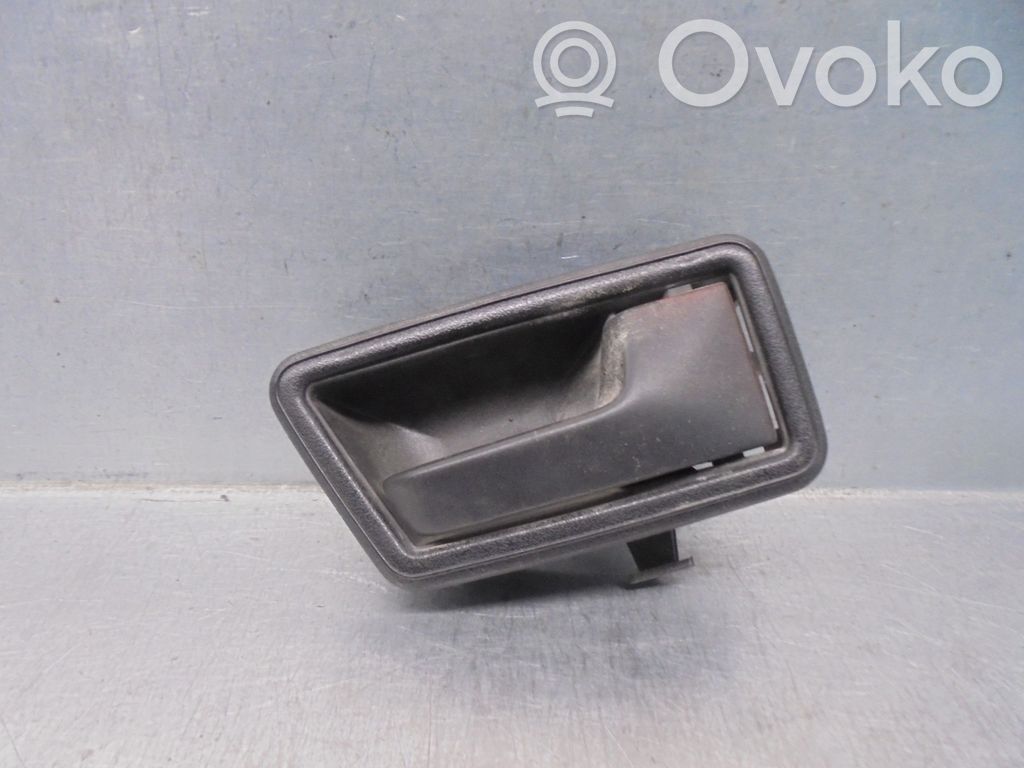 Volkswagen Polo II 86C 2F Maniglia interna per portiera anteriore 