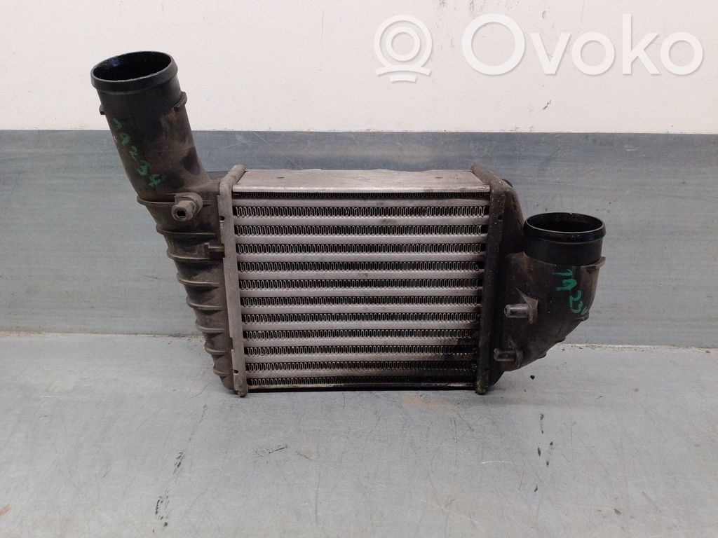 Radiador intercooler   059145806,157561213,LR