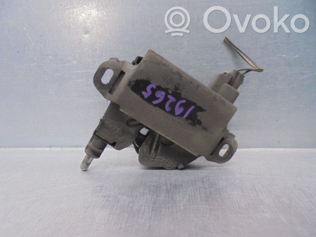 Ford Focus Tie down hook / loop 