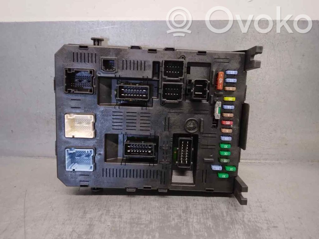Peugeot 607 Fuse box set 
