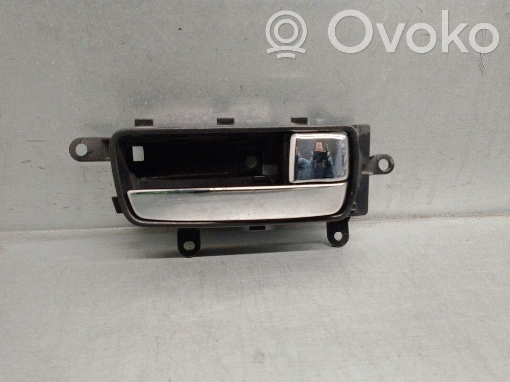Nissan Altima Maniglia interna per portiera anteriore 