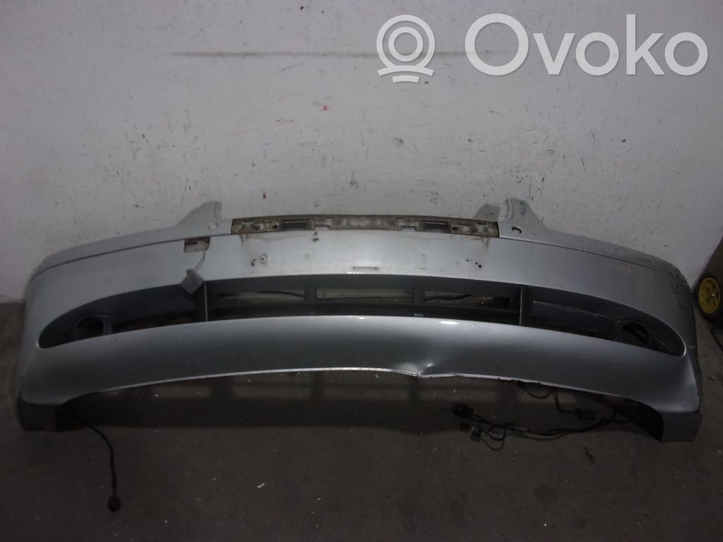 BMW 7 E65 E66 Priekinis bamperis 