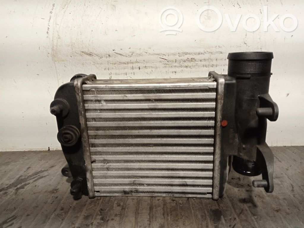 Audi A6 S6 C6 4F Chłodnica powietrza doładowującego / Intercooler 