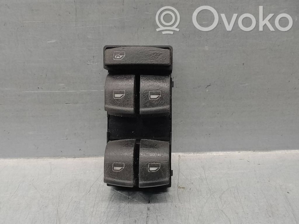 Audi A8 S8 D3 4E Electric window control switch 