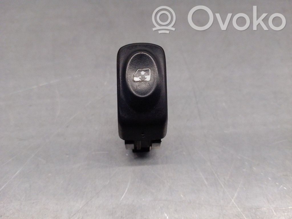 Renault Clio II Electric window control switch 