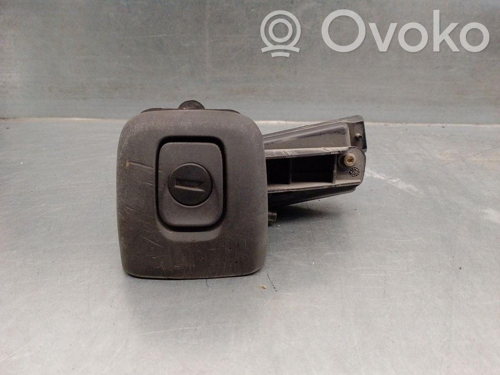 Renault Clio II Takaoven ulkokahva 