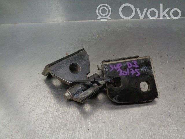 BMW X3 E83 Tailgate/trunk/boot hinge 
