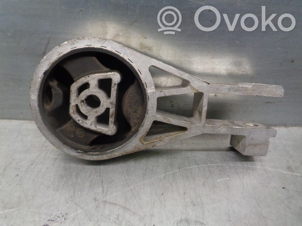 Opel Corsa D Engine mount bracket 