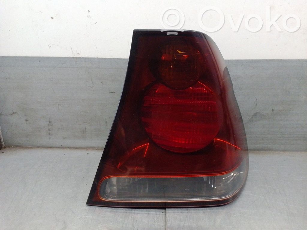 BMW 3 E46 Aizmugurējais lukturis virsbūvē 