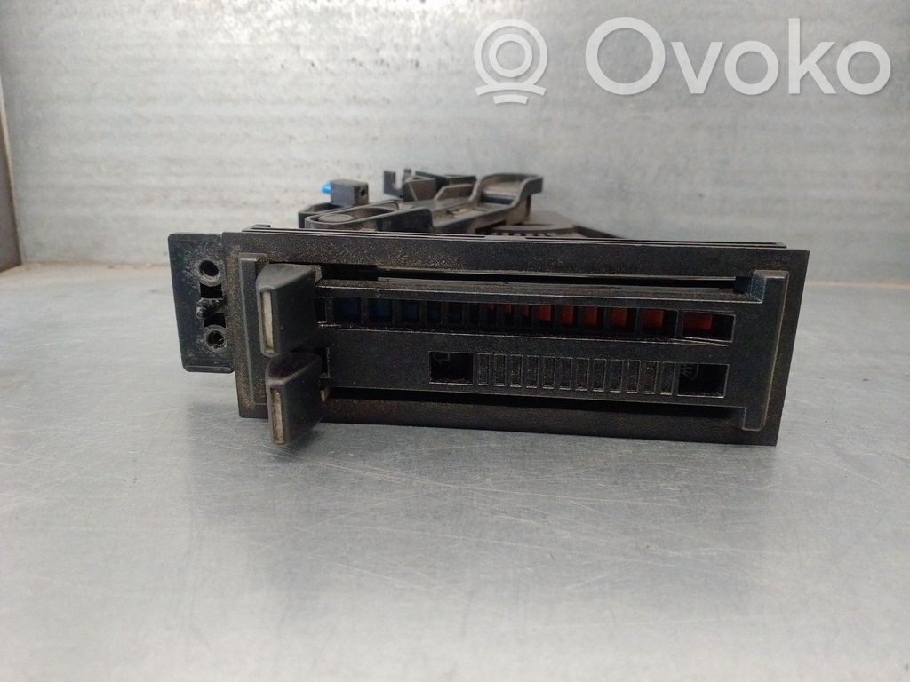 Ford Sierra Air conditioner control unit module 