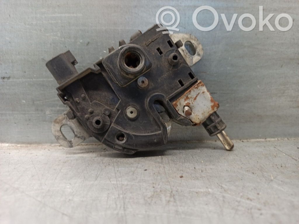 Tie down hook / loop   3M5116700AB,2PINES,5PUERTAS