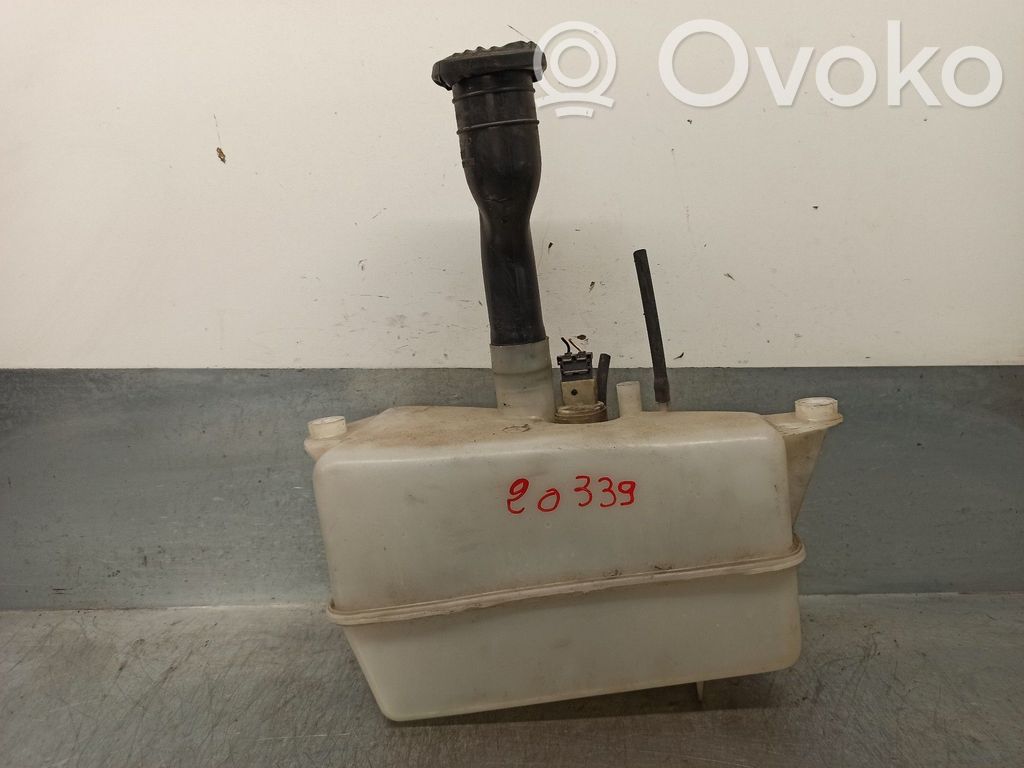 Volvo 850 Langų skysčio bakelis 
