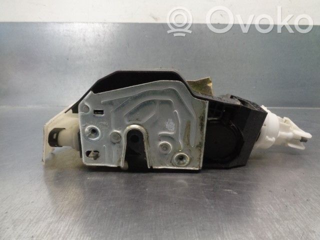 Mercedes-Benz Sprinter W901 W902 W903 W904 Serratura portiera posteriore 