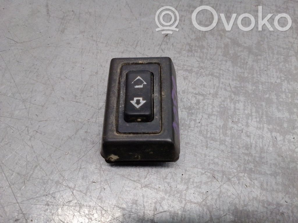 Land Rover Discovery Electric window control switch 