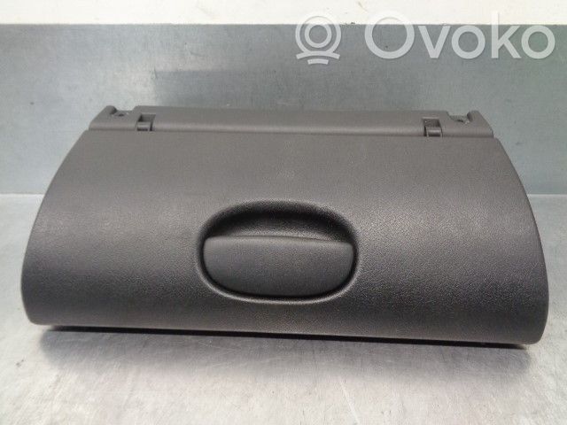 Opel Corsa B Guantera 