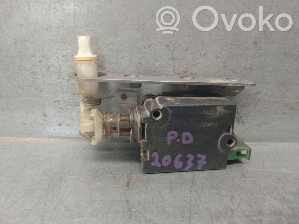 Land Rover Discovery Încuietoare portbagaj