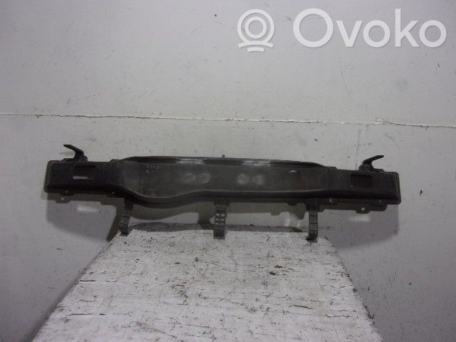 Hyundai i30 Suport montare bară față 