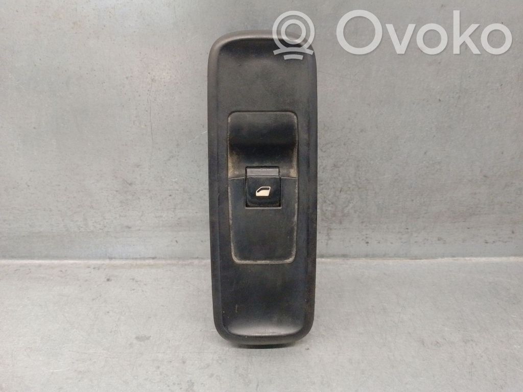Peugeot 807 Electric window control switch 