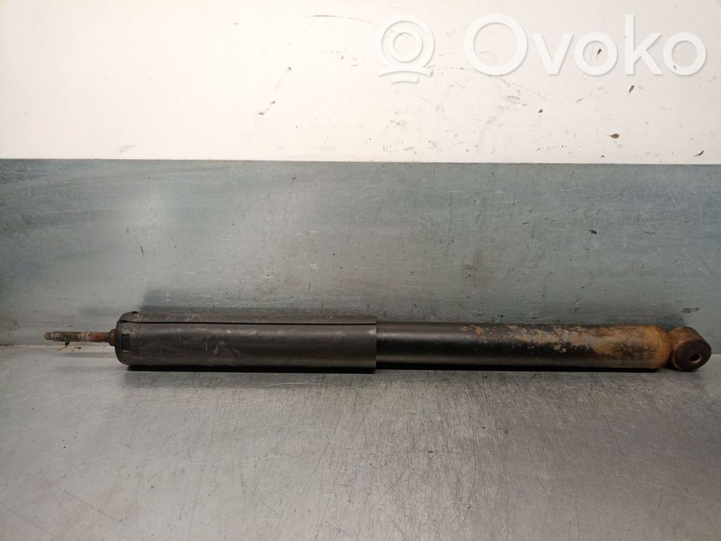 Opel Kadett E Takaiskunvaimennin 