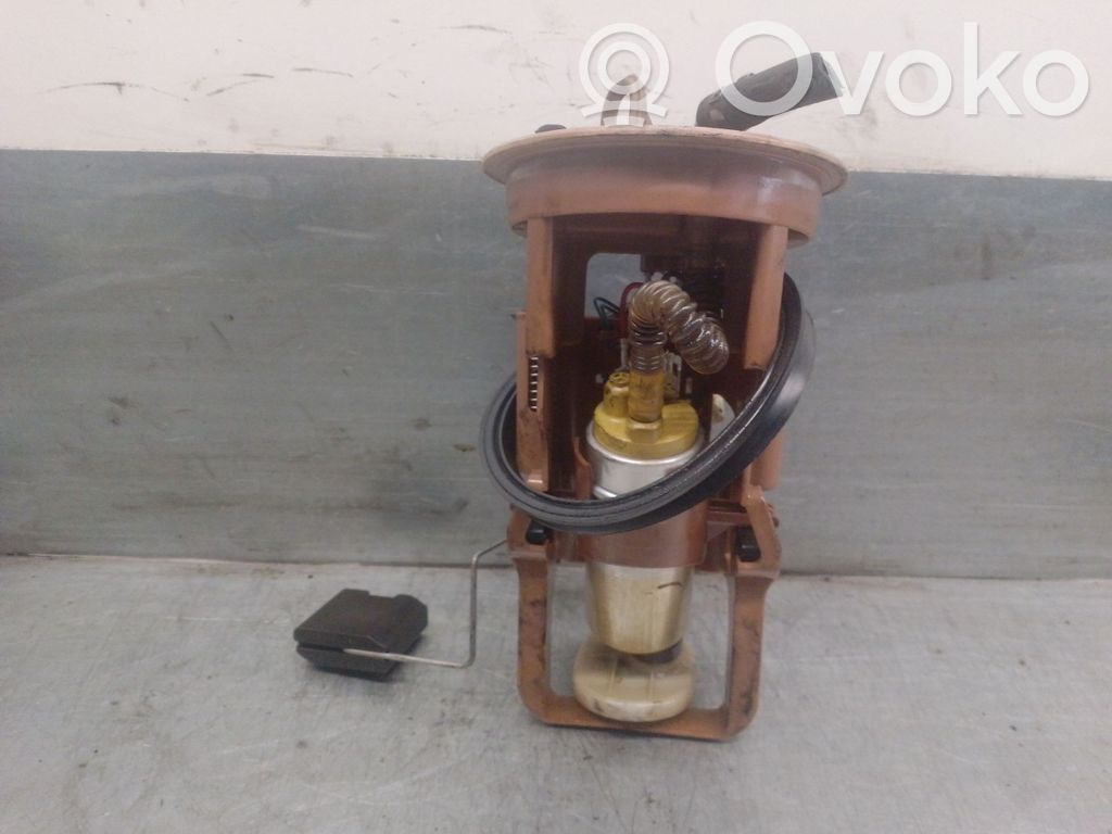 Bomba interna de combustible   6750582,16146768488,228214002002VDO
