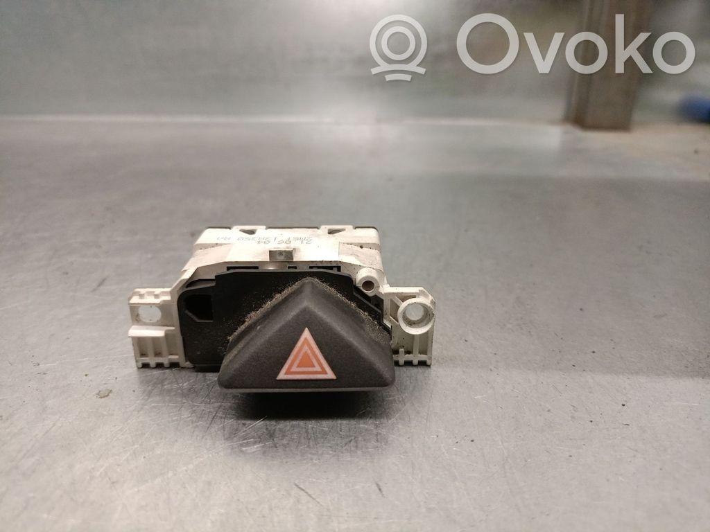 Ford Focus Hazard light switch 