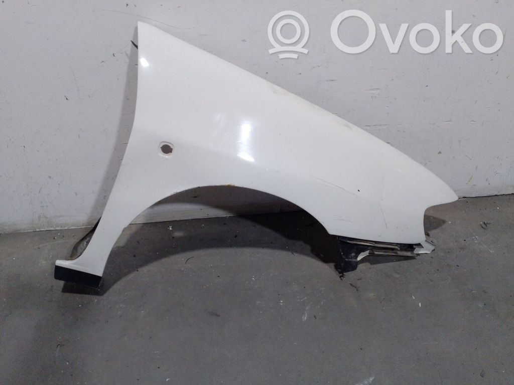 Seat Cordoba (6K) Lokasuoja 