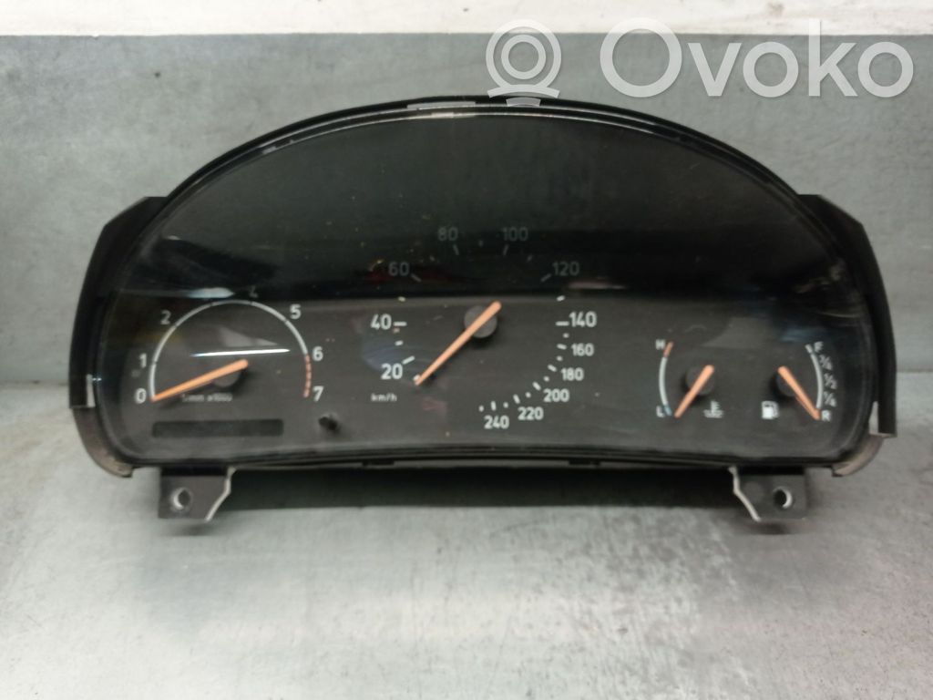 Saab 9-5 Spidometrs (instrumentu panelī) 